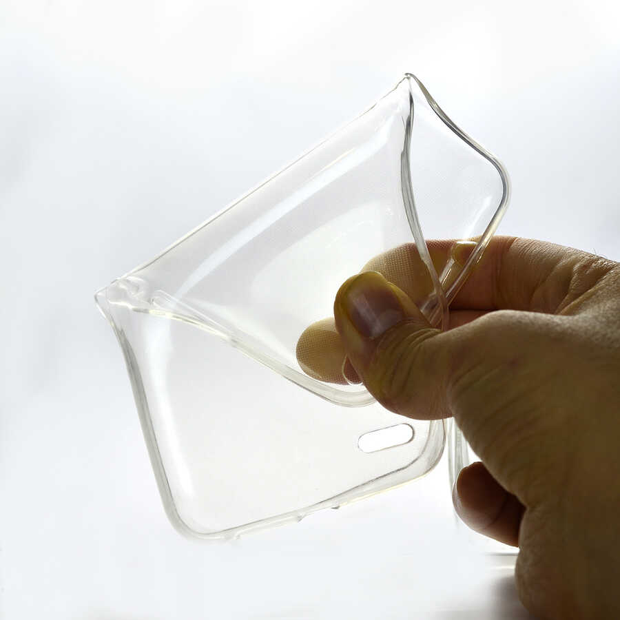 Sony Xperia XZ2 Uyumlu Ultra Kılıf Zore Süper Silikon Kapak